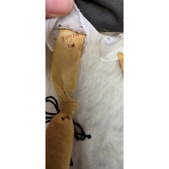 Primitive Vintage Handmade Pilgrim Dolls w Turkey and Pumpkin Thanksgiving Decor - Picture 3 of 4